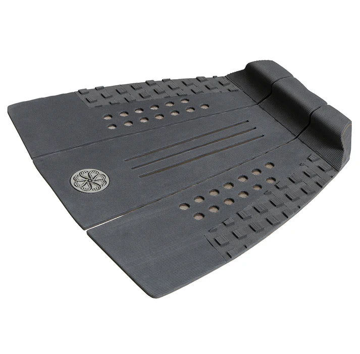 Octopus Chippa Wilson IV surf traction pad smoke earth Corduroy Grip 30mm kick