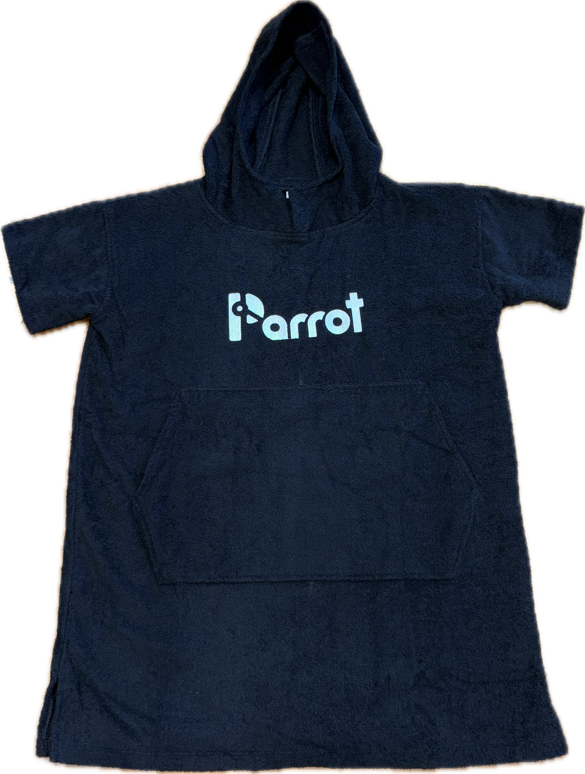 Black cotton surf poncho with hood and front pouch pocket offered by Parrot Surf Shop