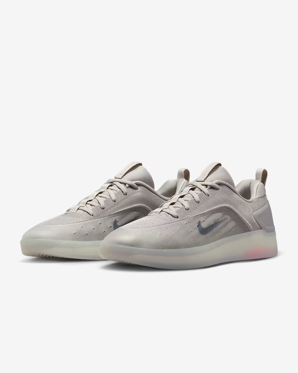 Nike SB Zoom Nyjah 4 in College Grey with Air Zoom cushioning side profile