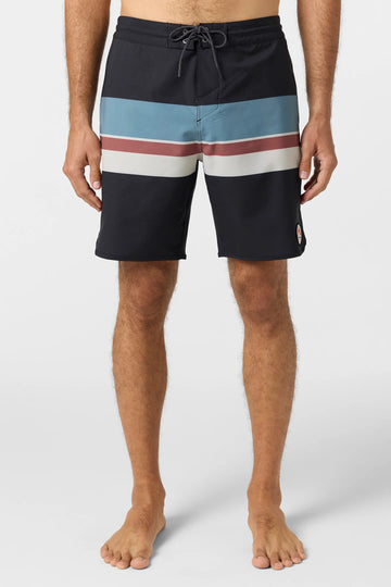 Cruzer Stripe Scallop 18 Trunk