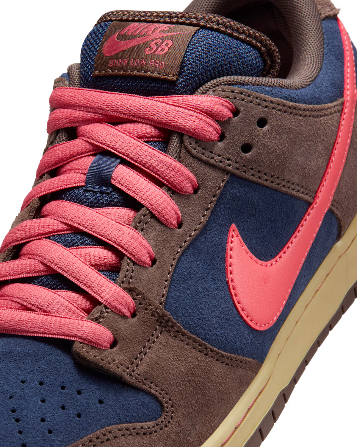 Nike SB Dunk Low Marrom Barroco e Azul Marinho