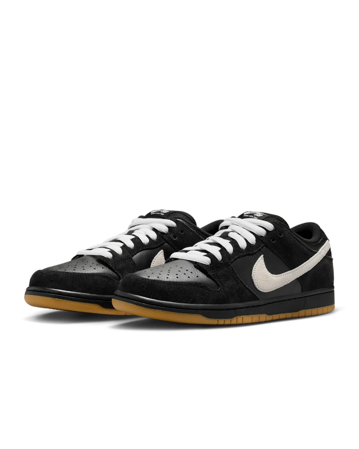 Nike SB Dunk Low Pro black white skate shoe leather suede size 9.