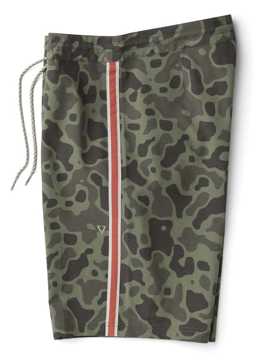 Vissla boys boardshort side angle