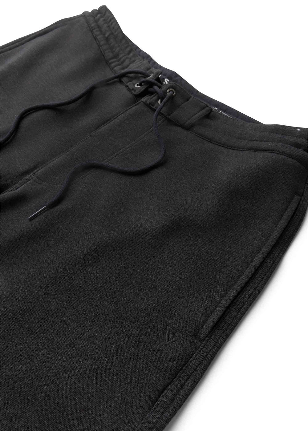 Vissla Solid Sets 18.5 Eco Sofa Surfer side pocket detail