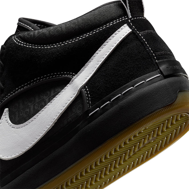 Nike SB React Leo 005