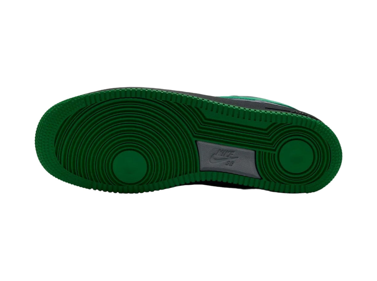Nike SB Air Force 1 Low SE green outsole