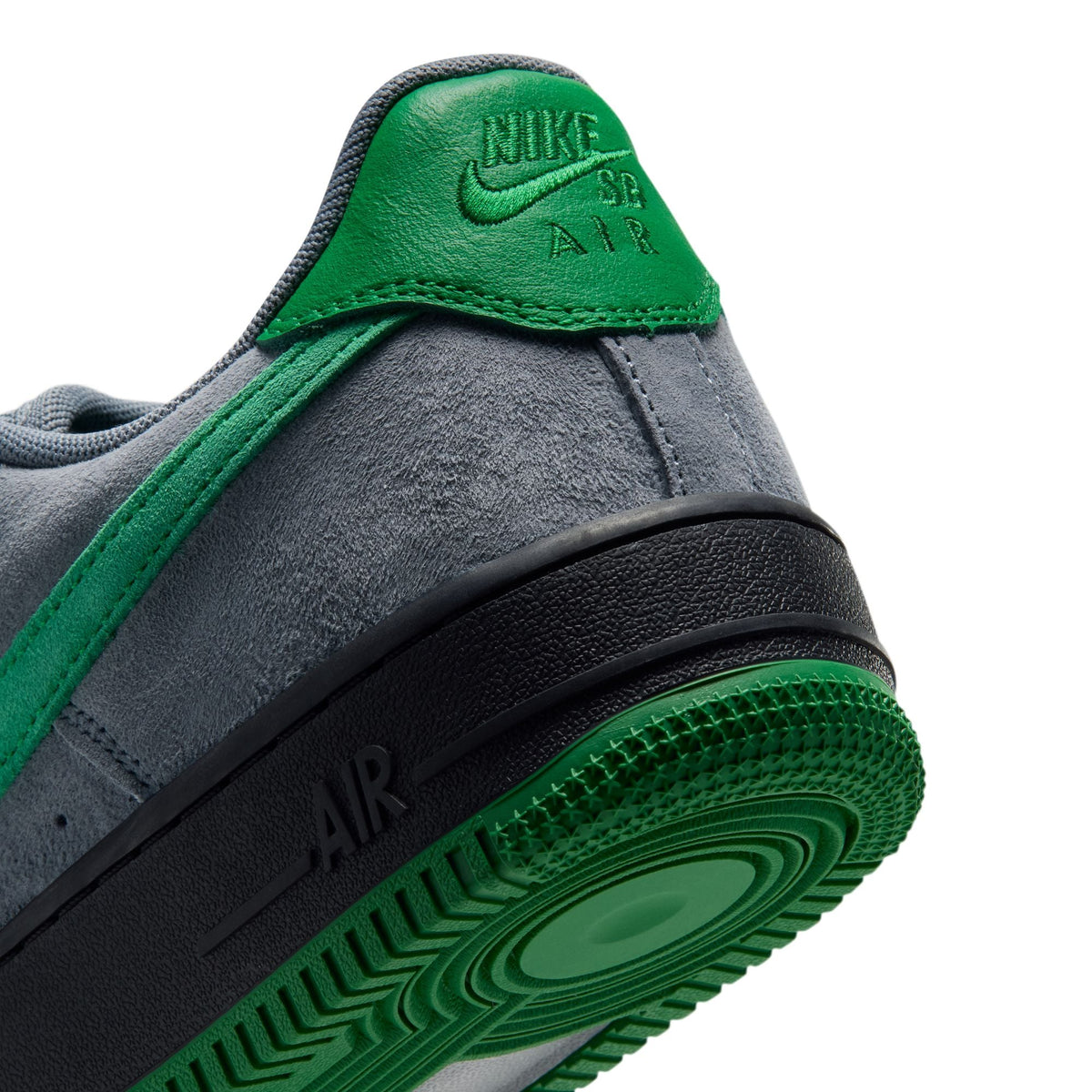 Nike SB Air Force 1 Low SE heel tab detail