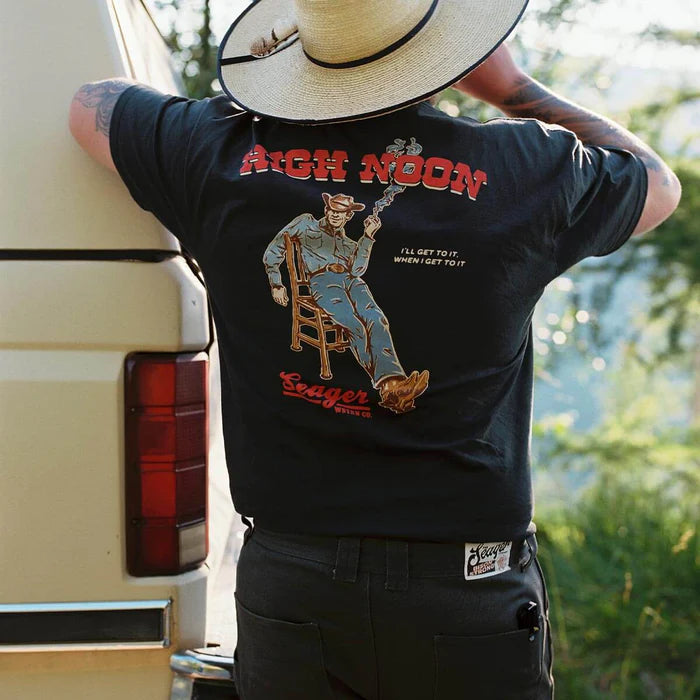 Camiseta del mediodía
