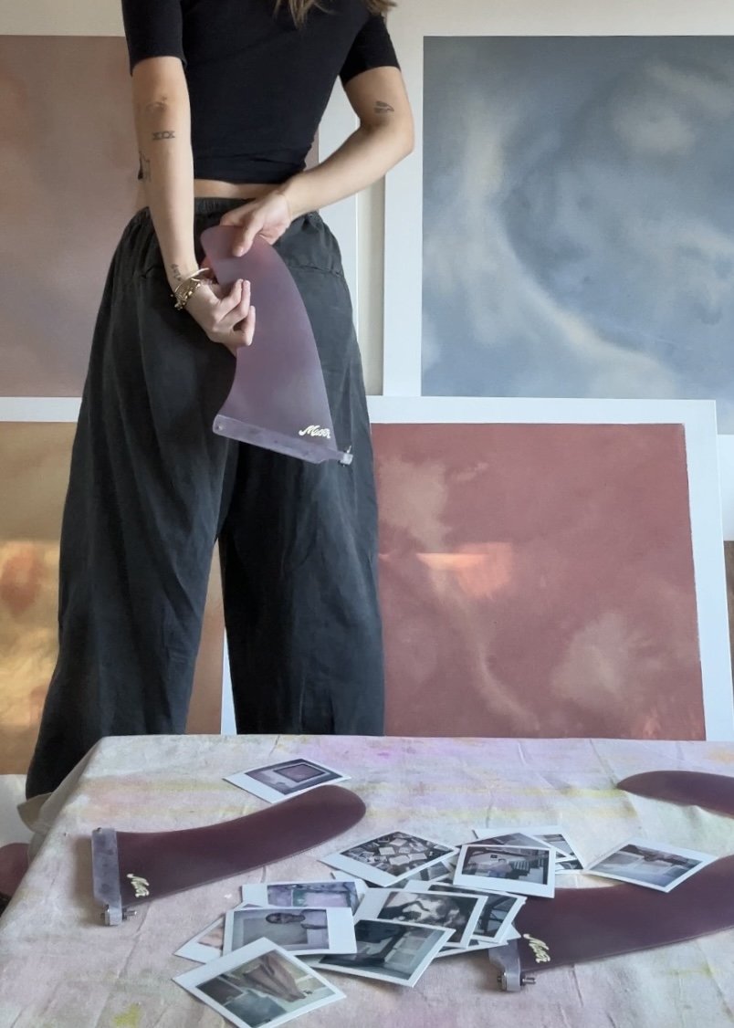 Mauve Paints 10" Fin