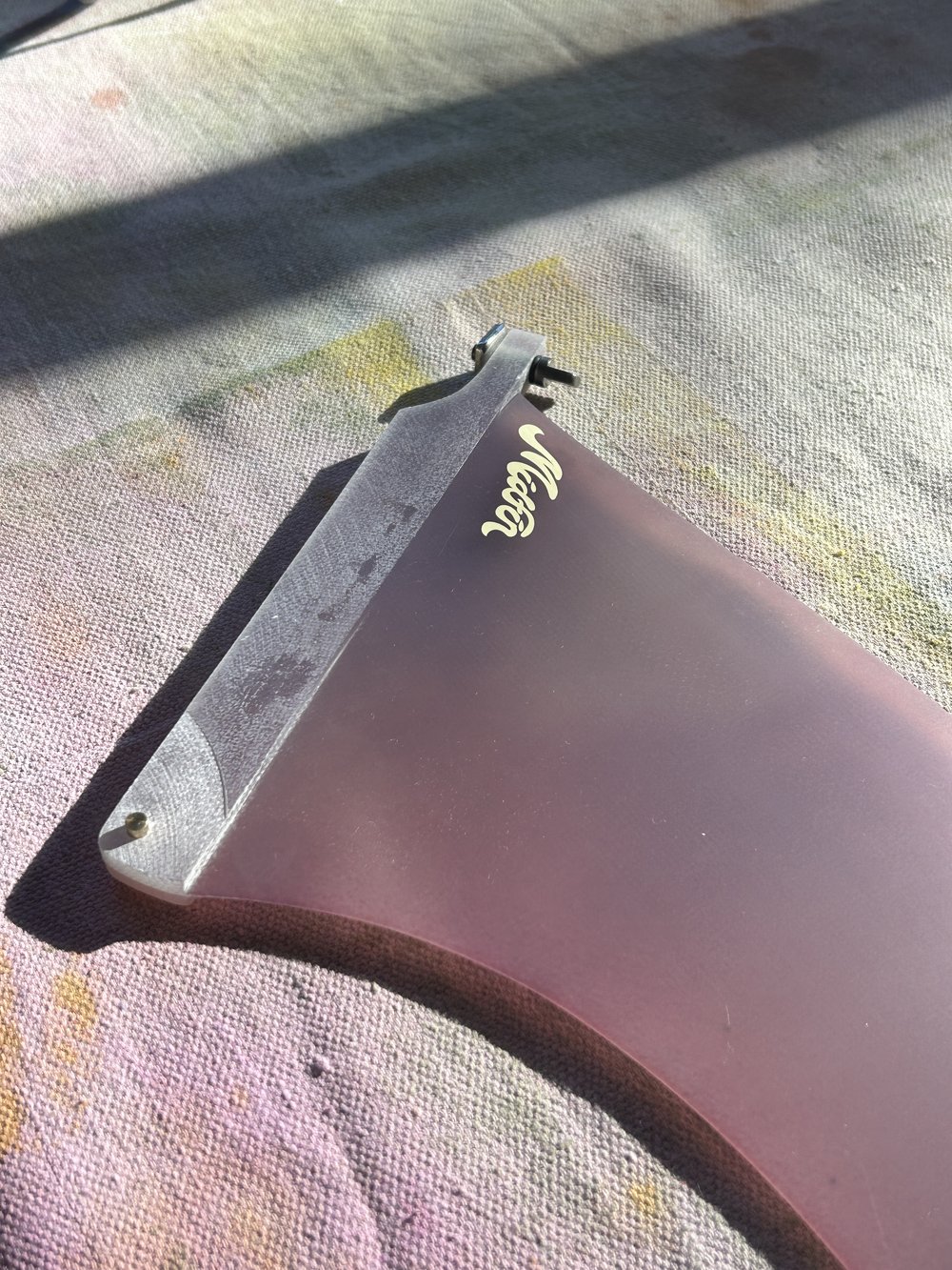 Mauve Paints 10" Fin