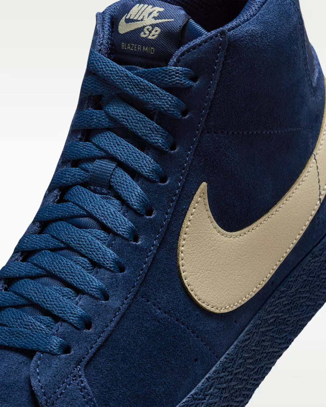 Nike SB Zoom Blazer Mid 400
