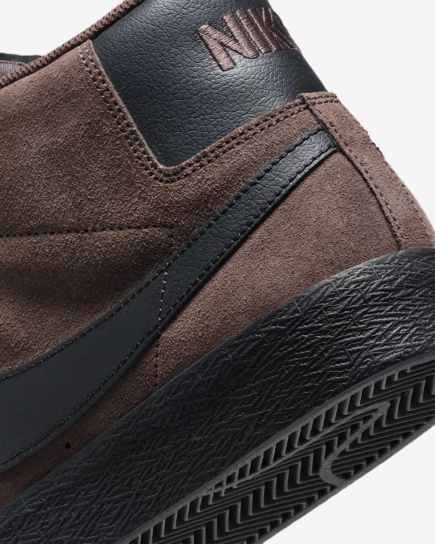 Nike SB Blazer Mid 201