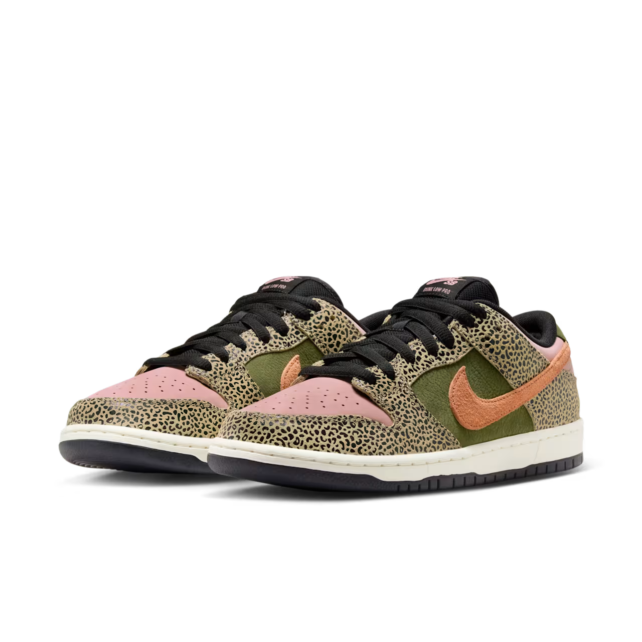 Nike SB Dunk Low Pro x Arts-Rec Skateshop