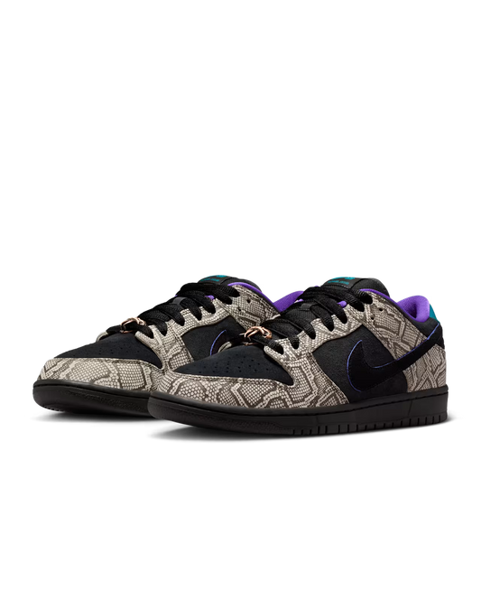 Nike SB Dunk Low x Dashawn Jordan Bright Spruce