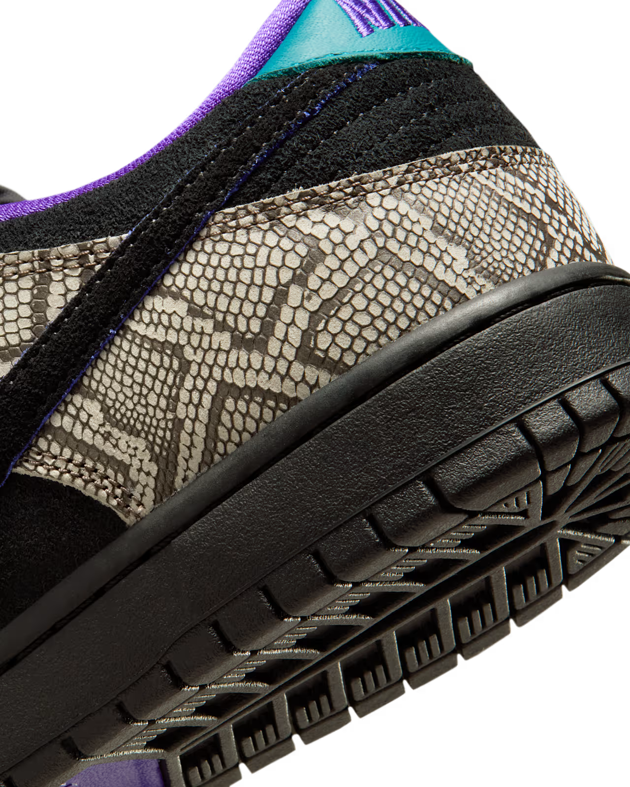 Nike SB Dunk Low x Dashawn Jordan Bright Spruce