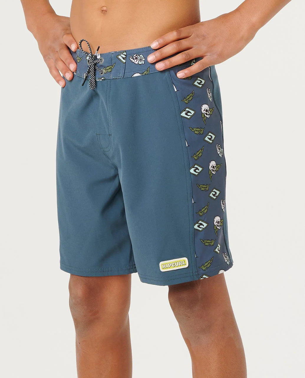 Rip Curl Sunset Sesh Mirage boys boardshort front view