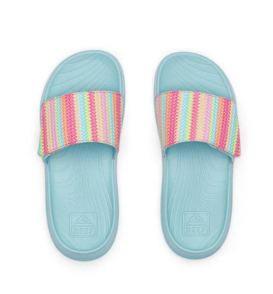 Reef Girls Kids Salty Slide footbed and strap detail close-up