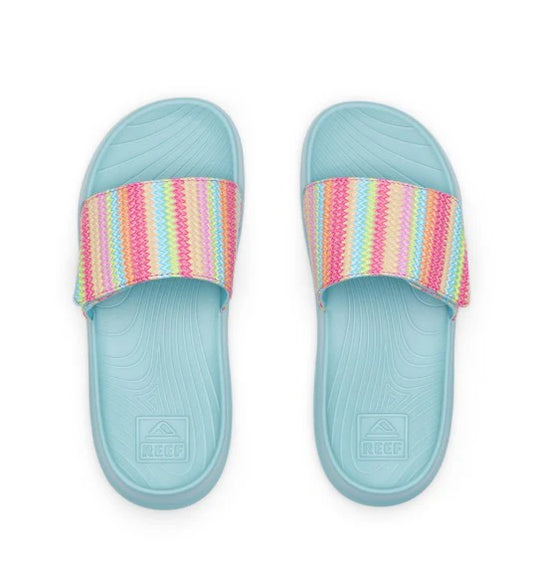 Reef Girls Kids Salty Slide footbed and strap detail close-up