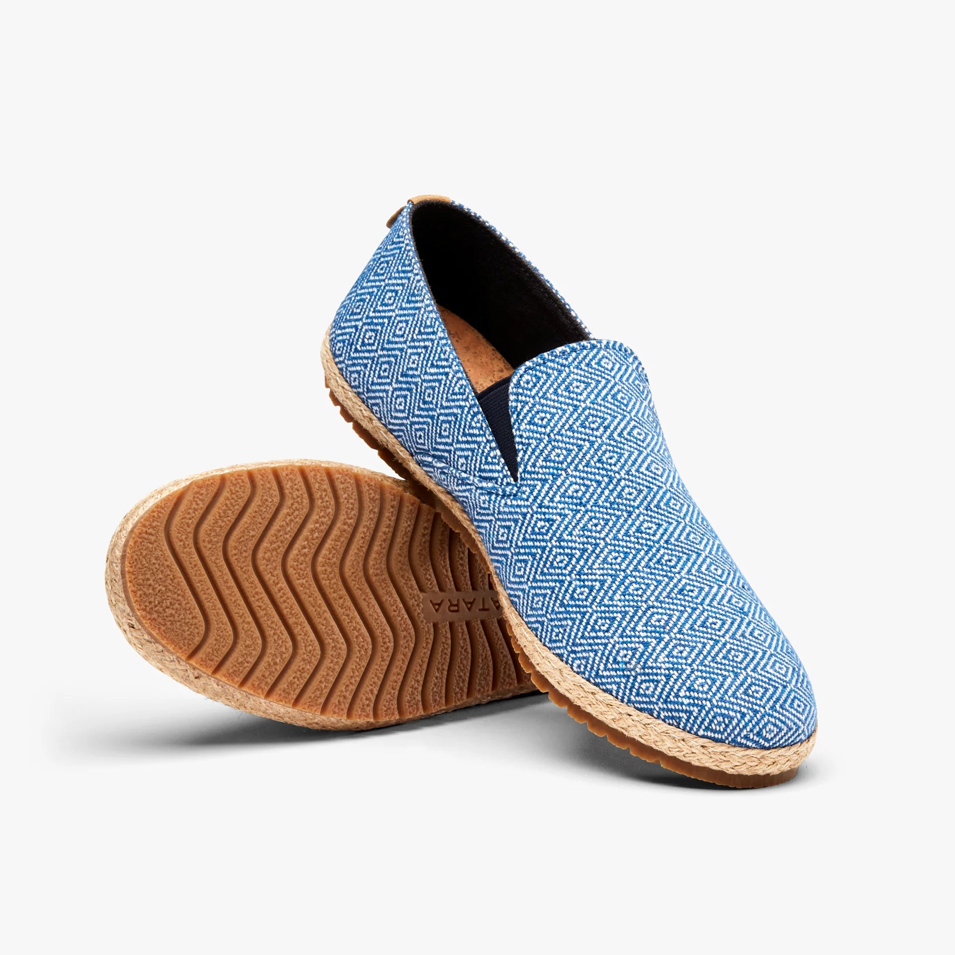 The Seeker slip-on shoe side view
