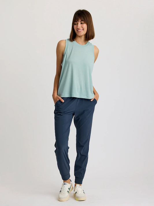 Regata Elevate Leve Feminina