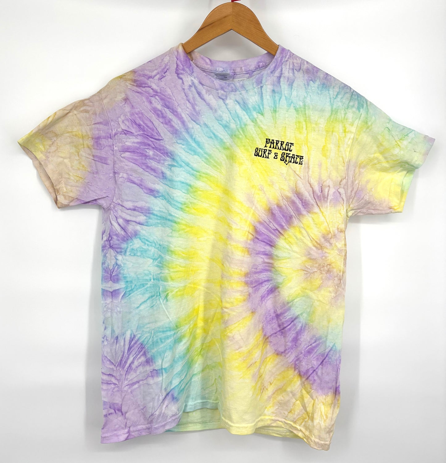 Camiseta tie-dye "Grateful for Surf" de Parrot Surf Shop: 100 % algodón de alta densidad