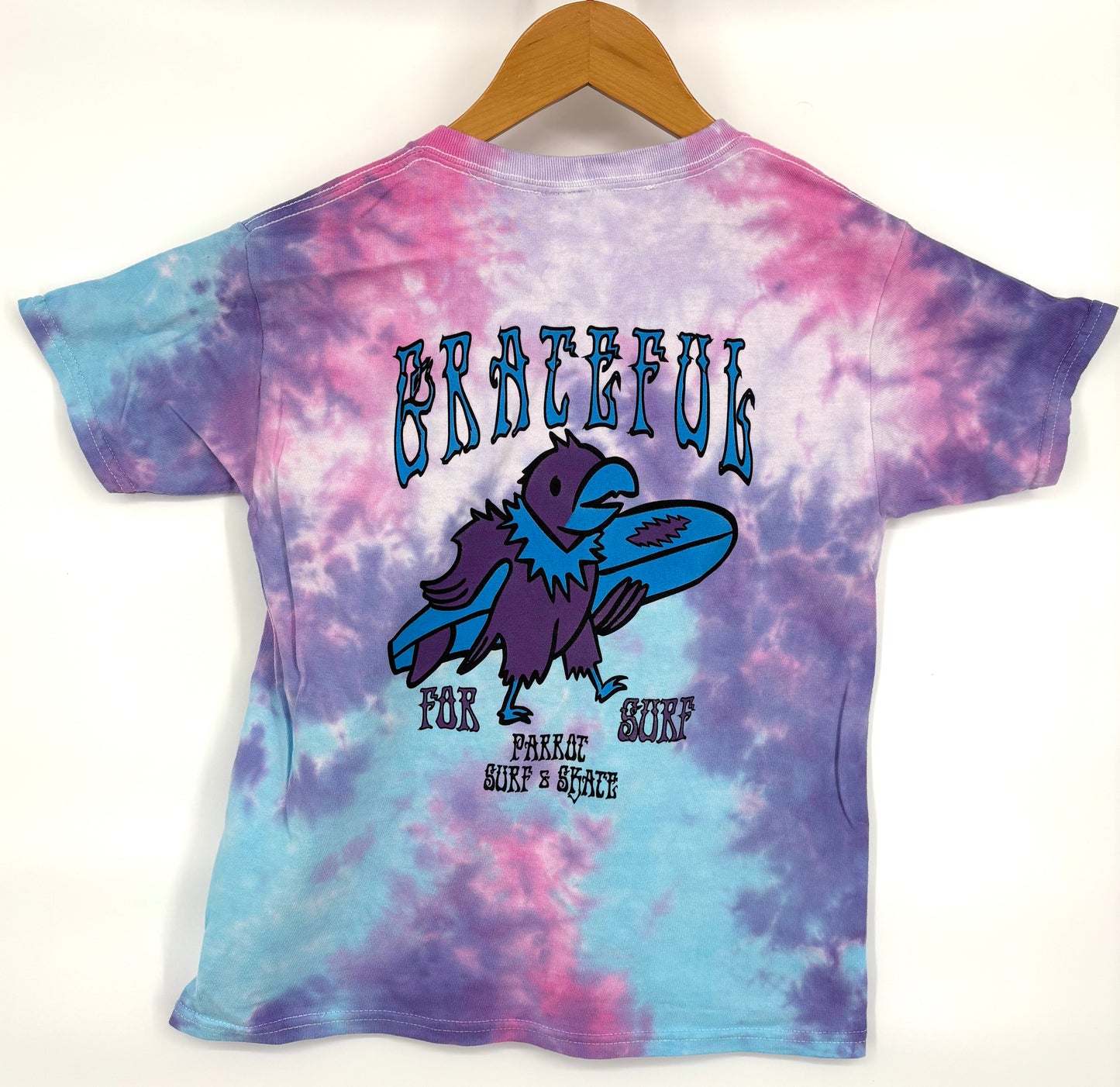 Camiseta juvenil tie-dye "Grateful for Surf" de Parrot Surf Shop (algodón grueso)