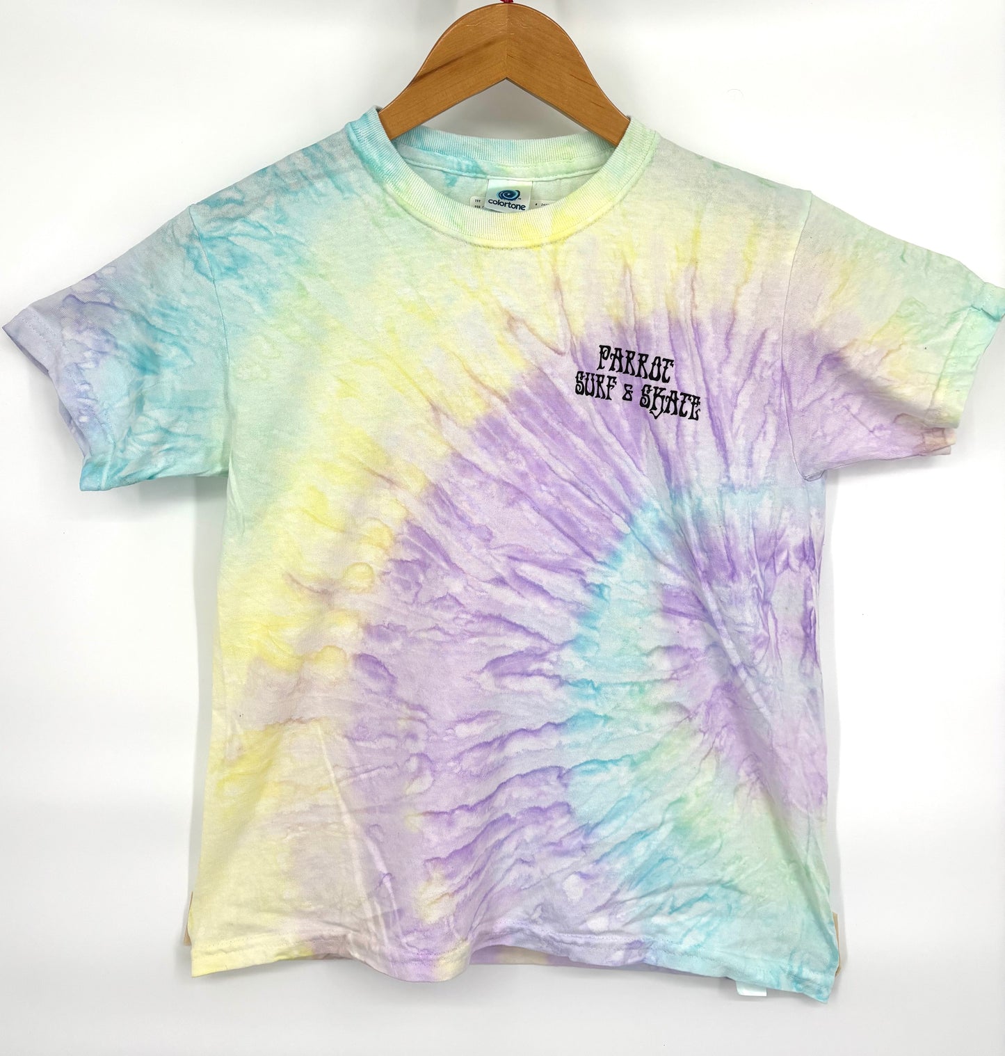 Camiseta juvenil tie-dye "Grateful for Surf" de Parrot Surf Shop (algodón grueso)