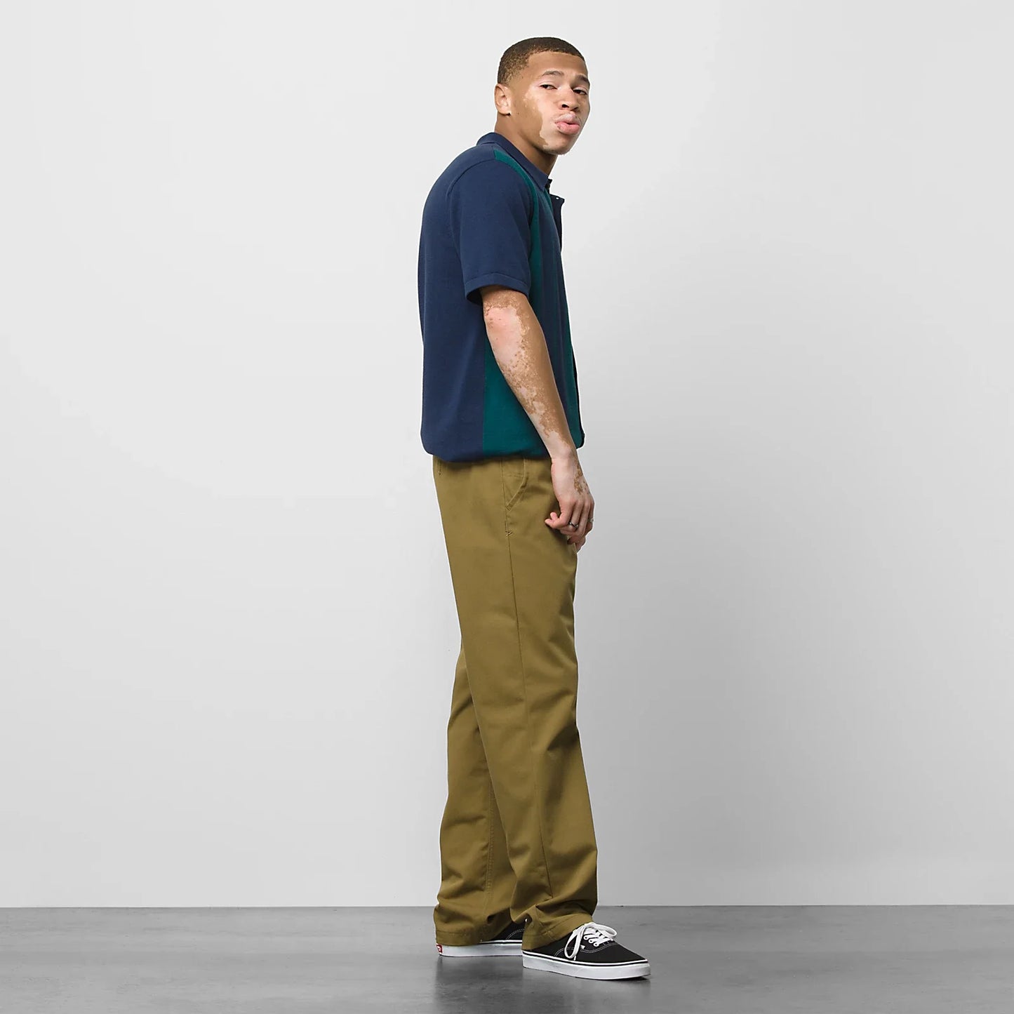 Pantalón chino relajado auténtico