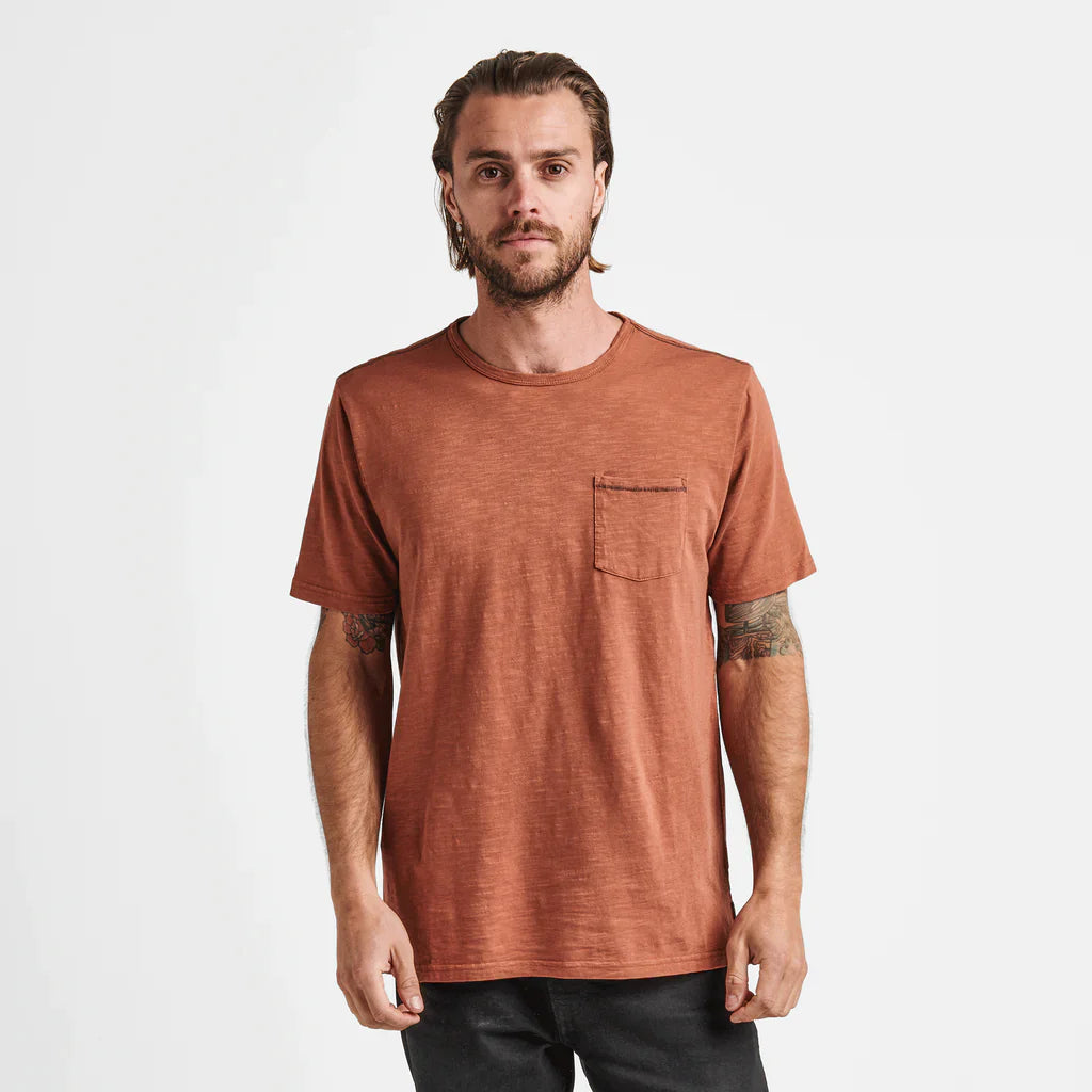 Camiseta de gramatura média com efeito "used"
